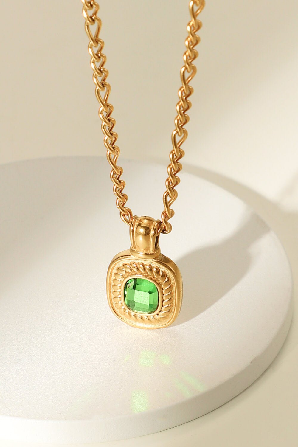 18K Gold Plated Inlaid Rhinestone Pendant Necklace - Loulou Boutique