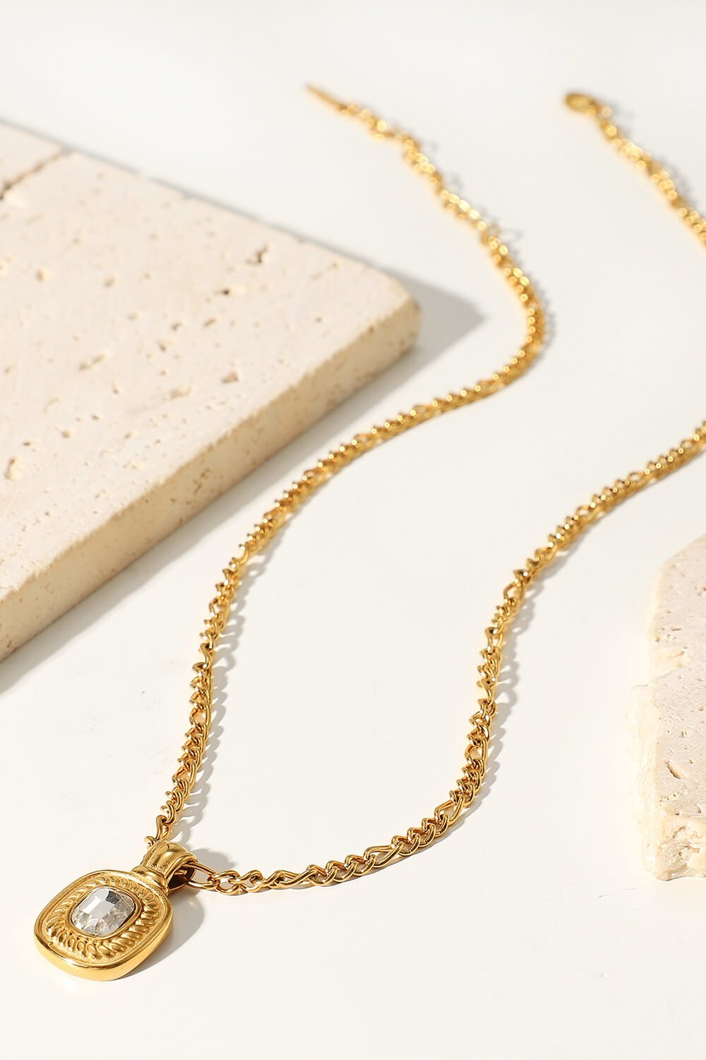18K Gold Plated Inlaid Rhinestone Pendant Necklace - Loulou Boutique