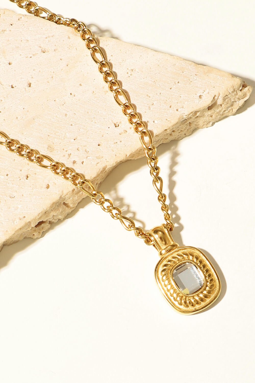 18K Gold Plated Inlaid Rhinestone Pendant Necklace - Loulou Boutique