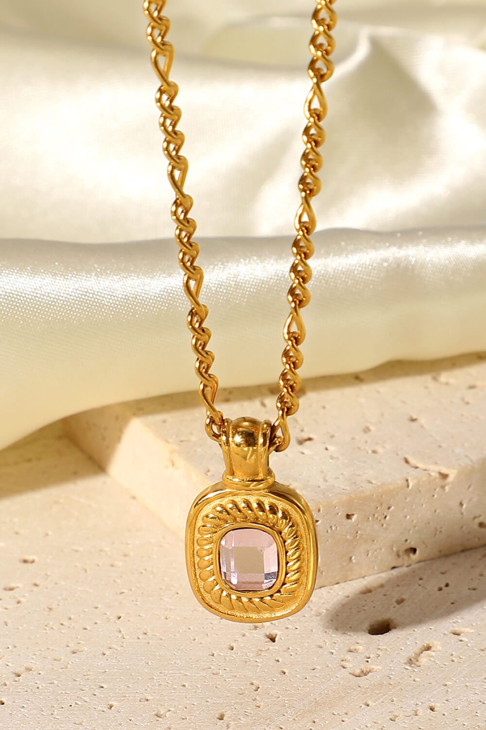 18K Gold Plated Inlaid Rhinestone Pendant Necklace - Loulou Boutique