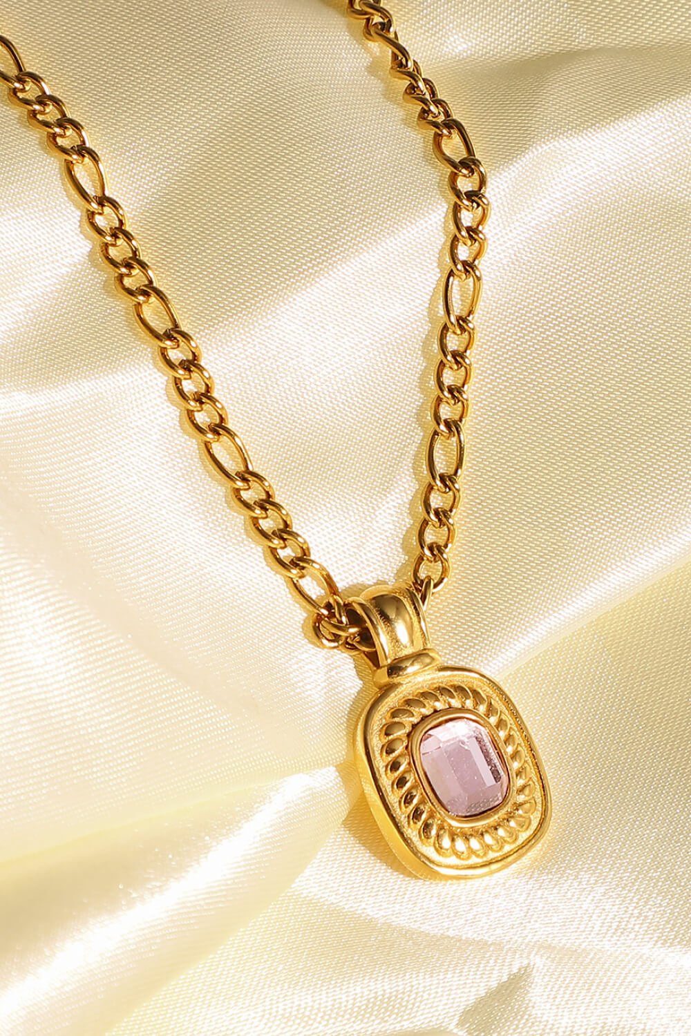 18K Gold Plated Inlaid Rhinestone Pendant Necklace - Loulou Boutique