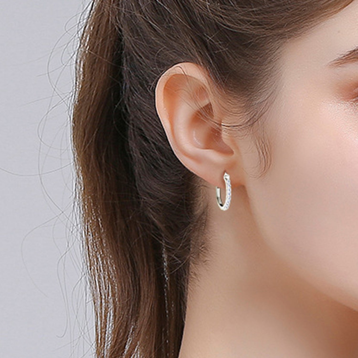 925 Sterling Silver Moissanite Huggie Earrings - Loulou Boutique
