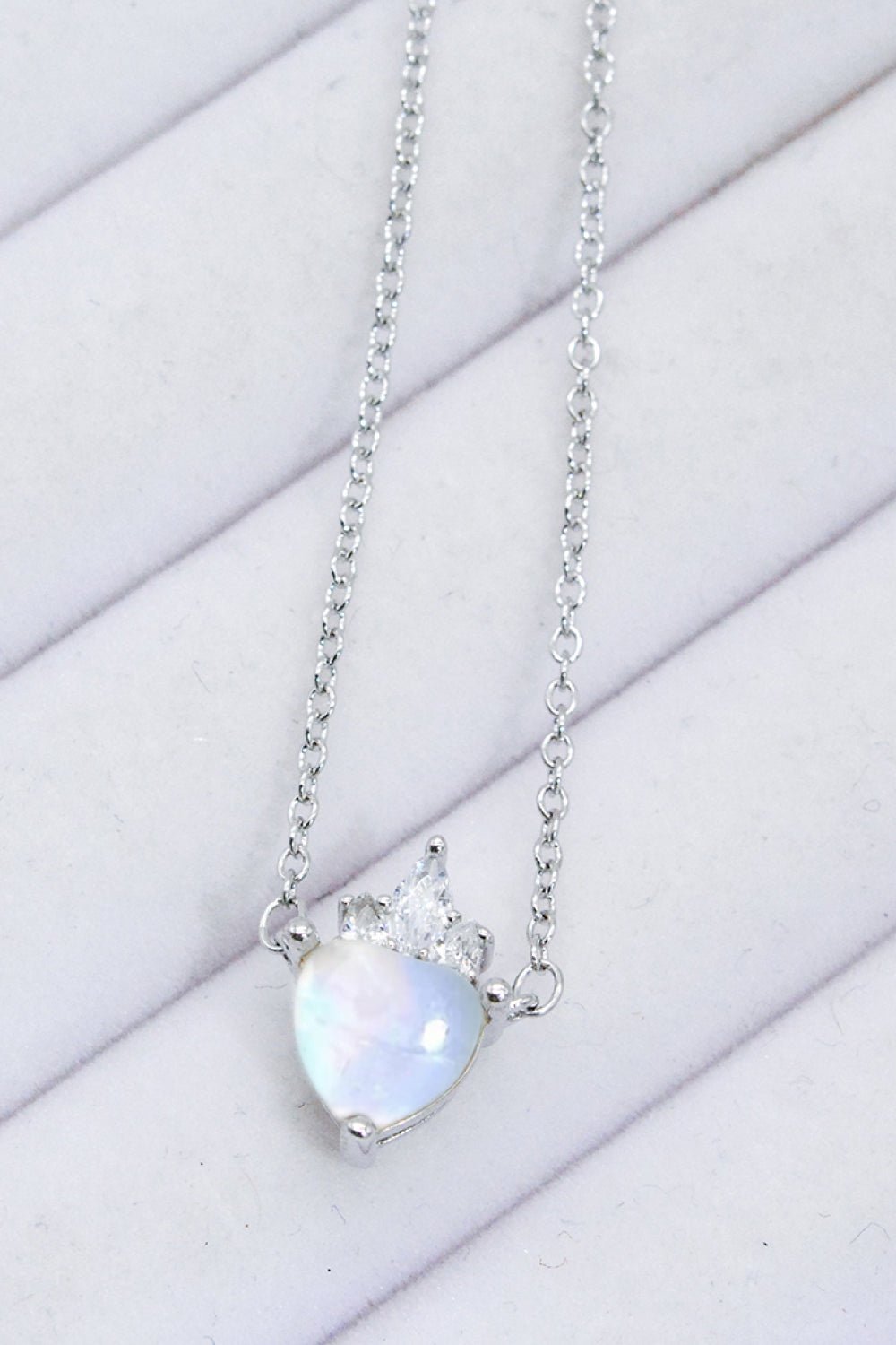 925 Sterling Silver Moonstone Heart Pendant Necklace - Loulou Boutique