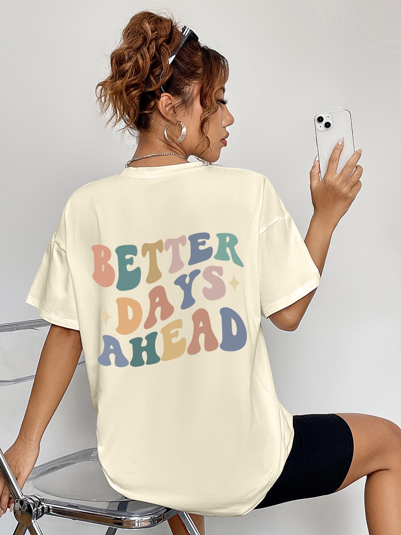 BETTER DAYS AHEAD Round Neck T-Shirt - Loulou Boutique