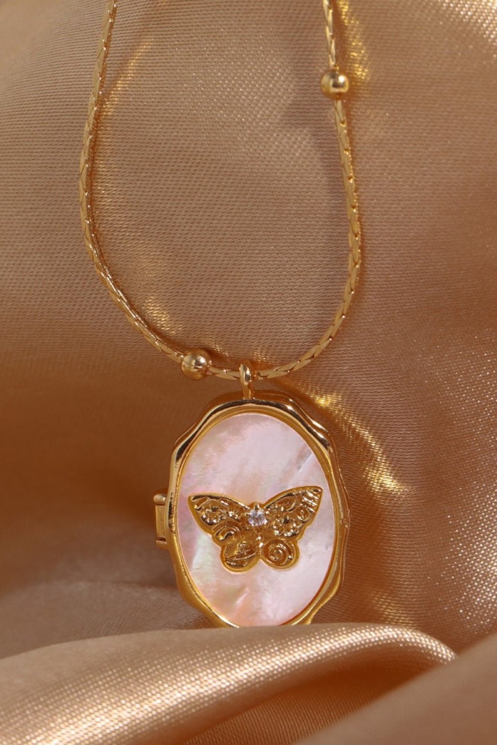 Butterfly Shell Pendant Copper Necklace - Loulou Boutique