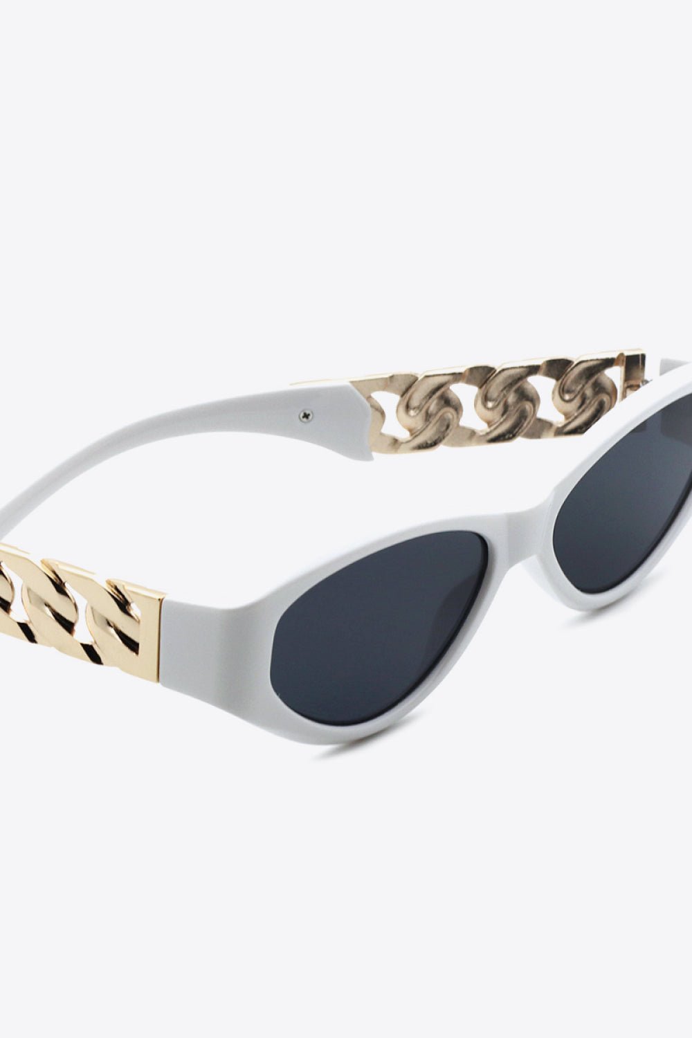 Chain Detail Temple Cat Eye Sunglasses - Loulou Boutique