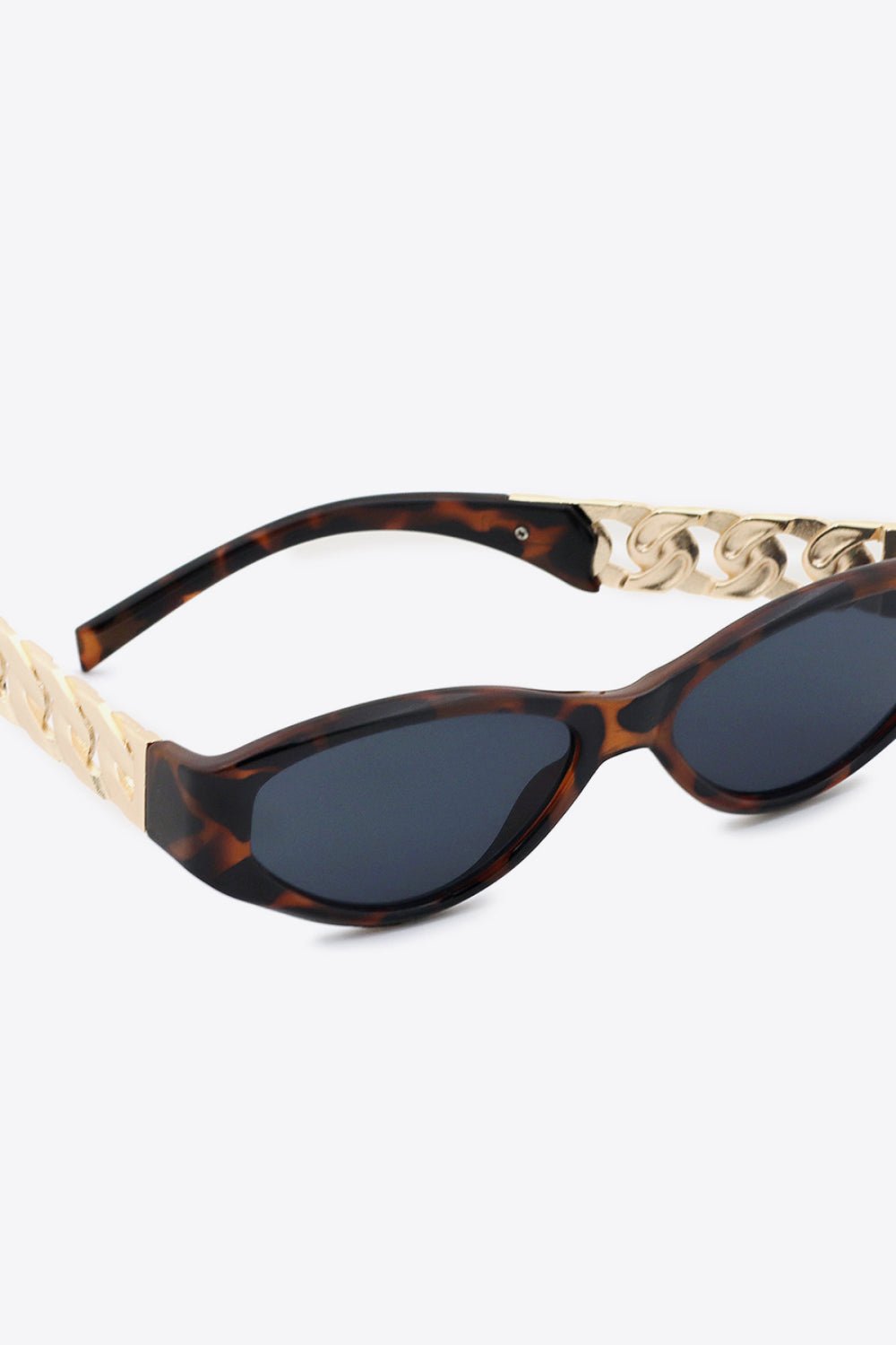 Chain Detail Temple Cat Eye Sunglasses - Loulou Boutique
