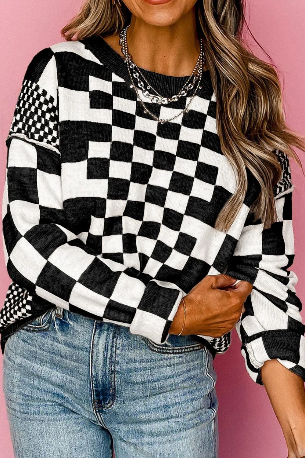 Checkered Round Neck Long Sleeve Sweater - Loulou Boutique
