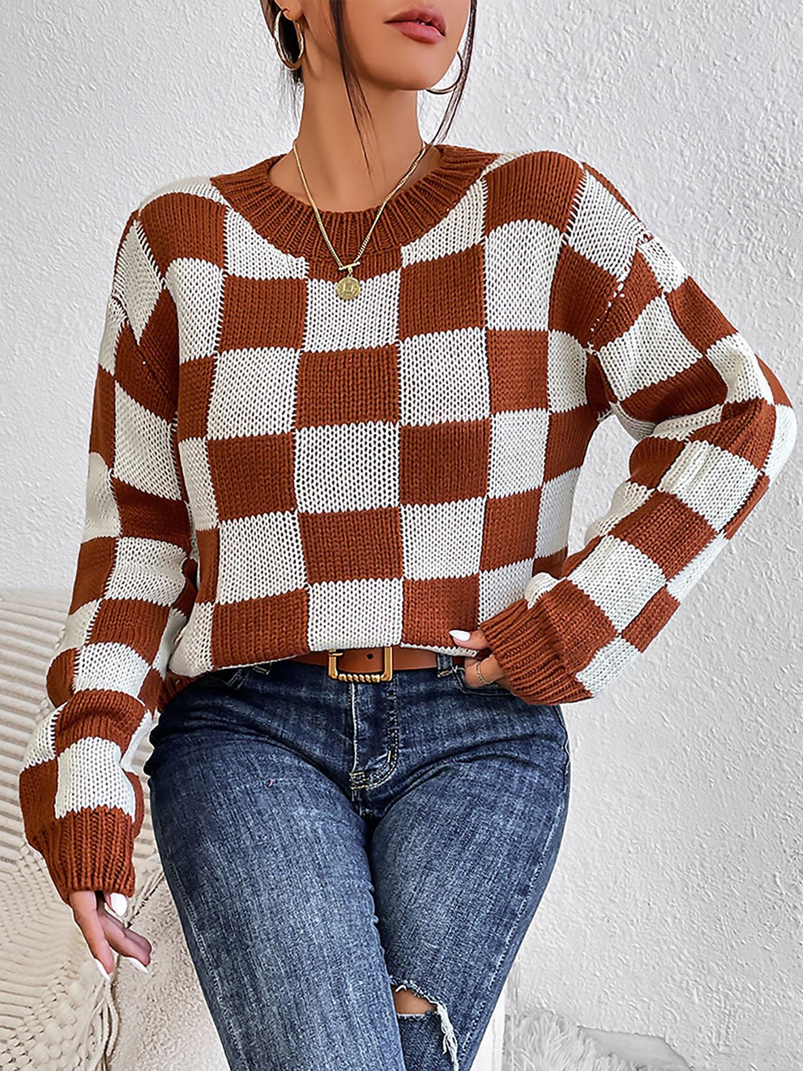 Checkered Round Neck Sweater - Loulou Boutique