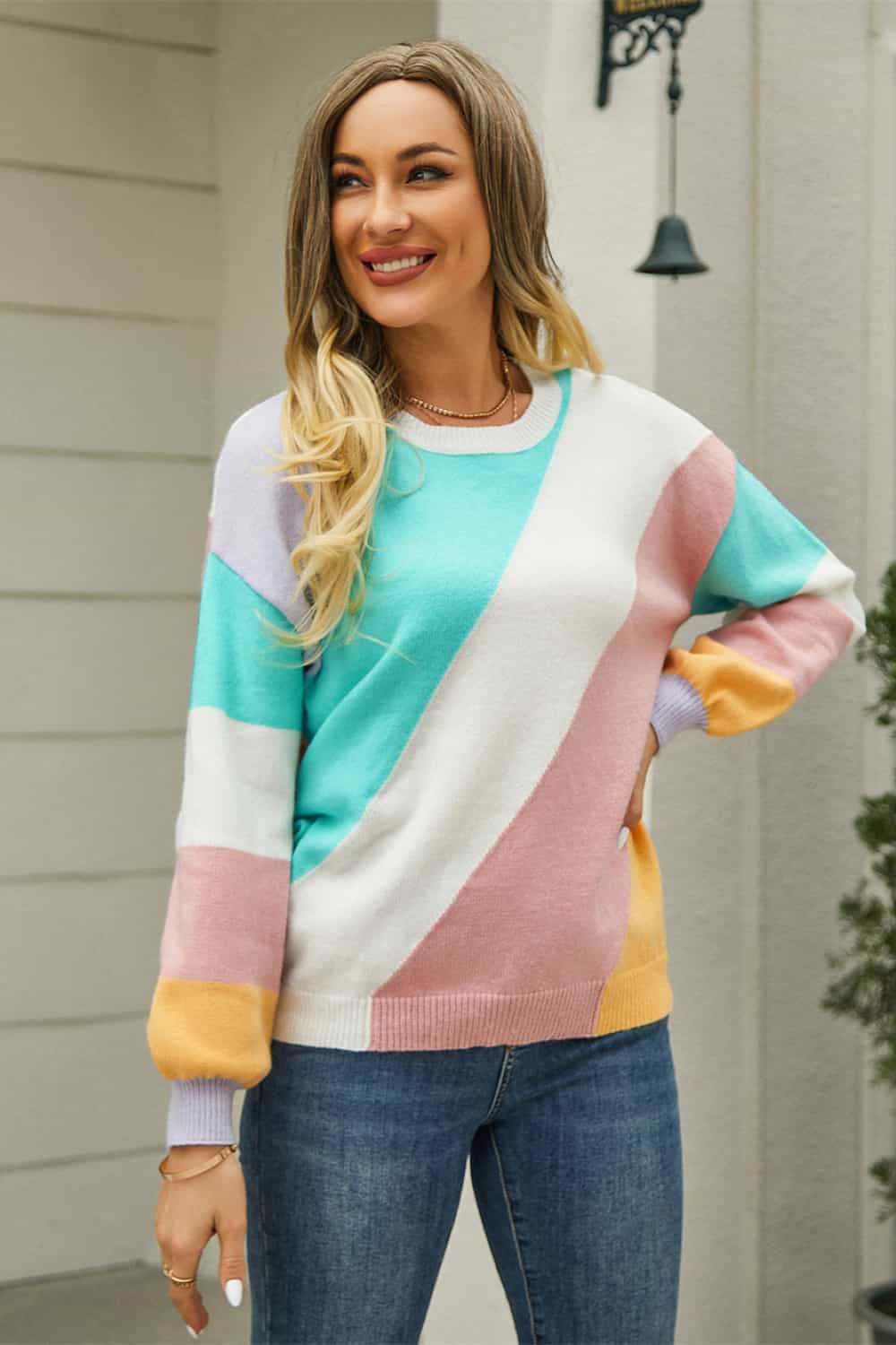 Color Block Round Neck Long Sleeve Sweater - Loulou Boutique