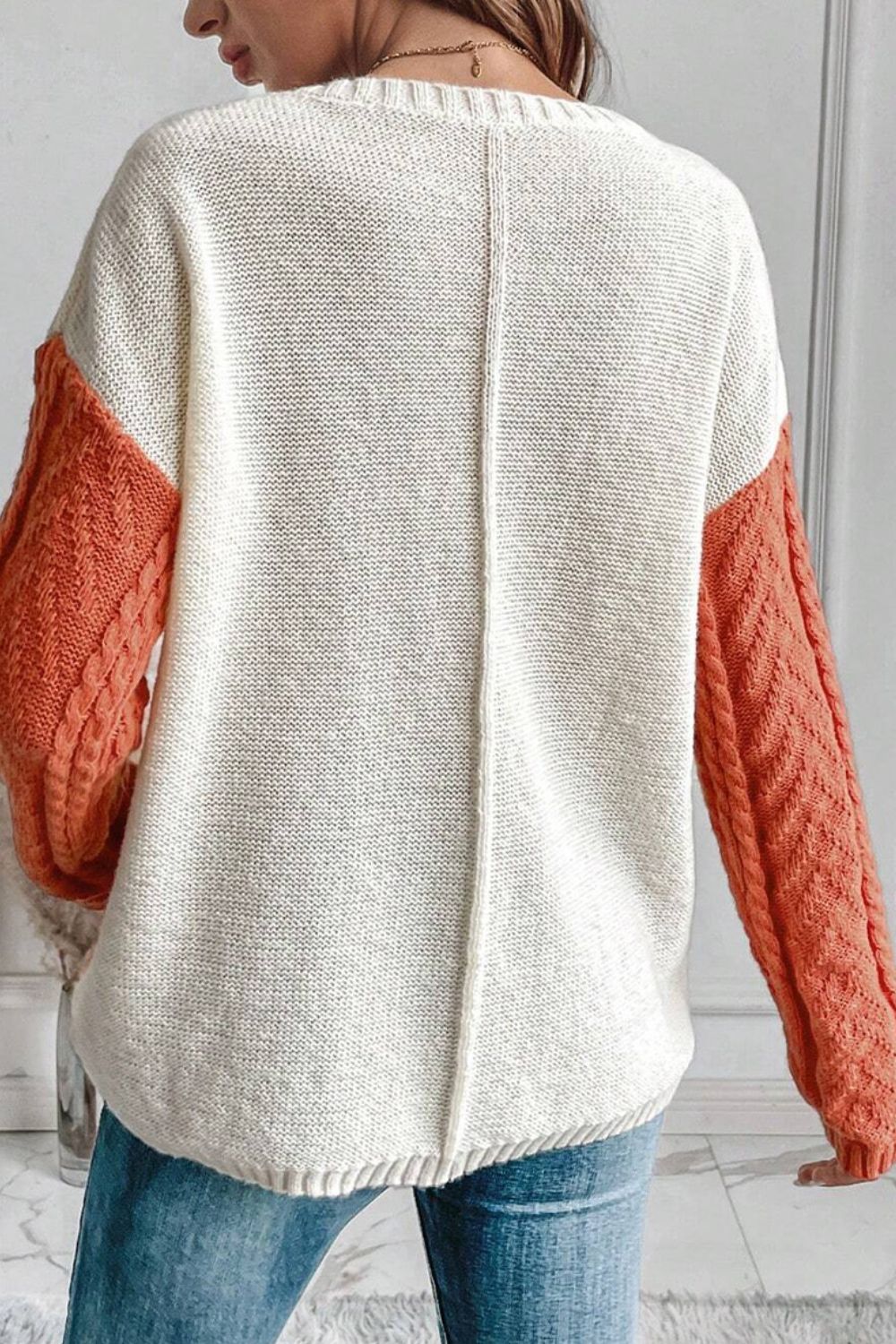 Color Block Round Neck Long Sleeve Sweater - Loulou Boutique
