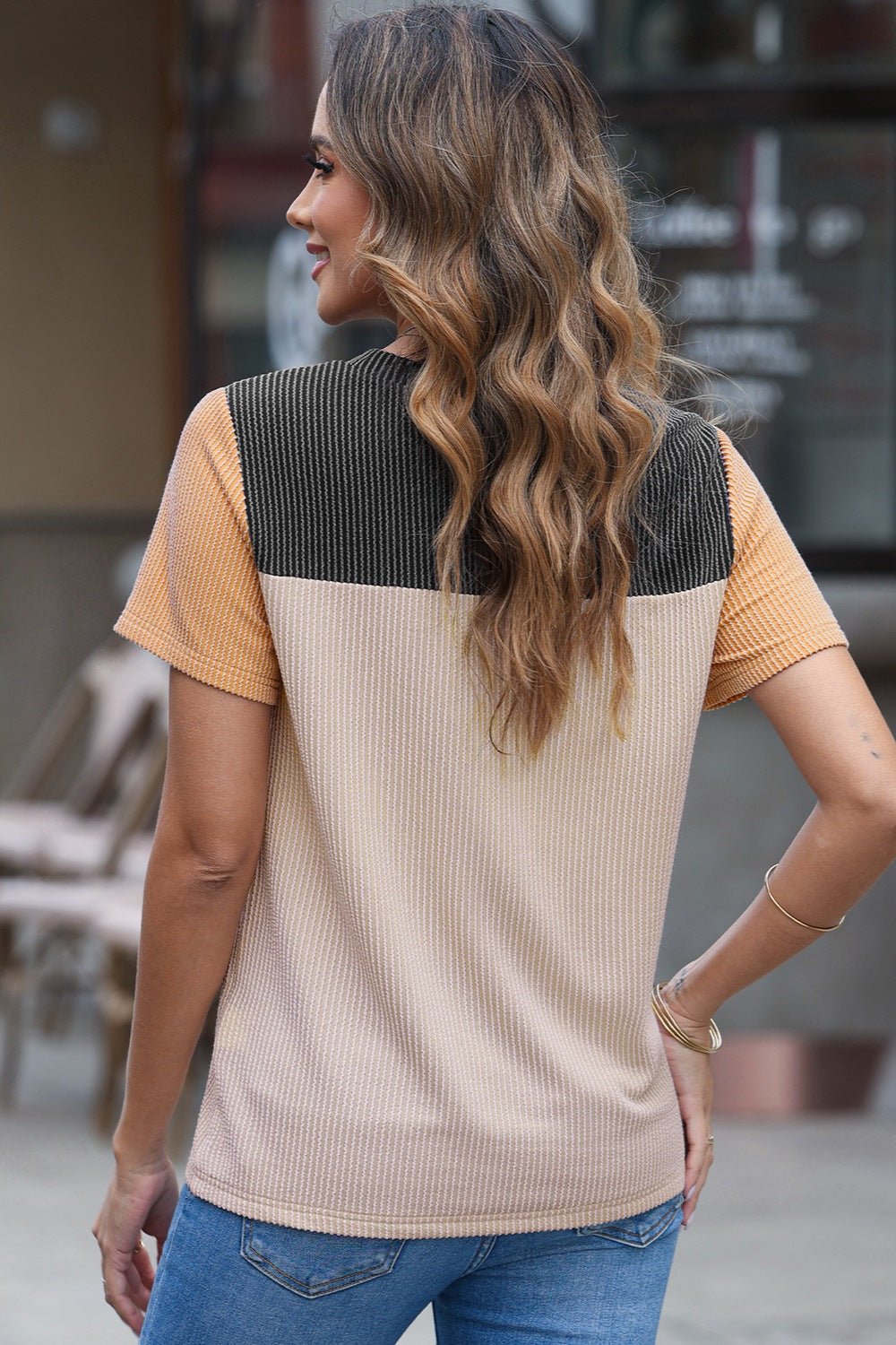 Color Block Round Neck Short Sleeve T - Shirt - Loulou Boutique