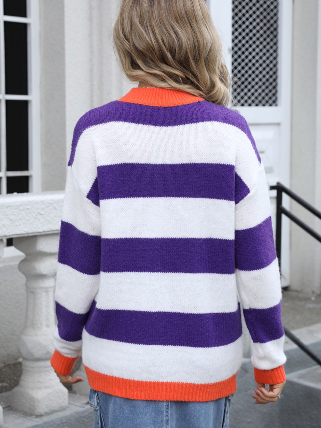 Contrast Striped Round Neck Sweater - Loulou Boutique