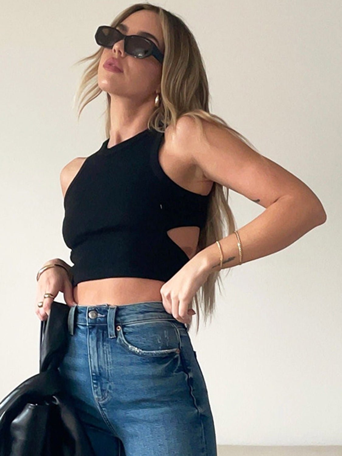 Cutout Round Neck Tank - Loulou Boutique