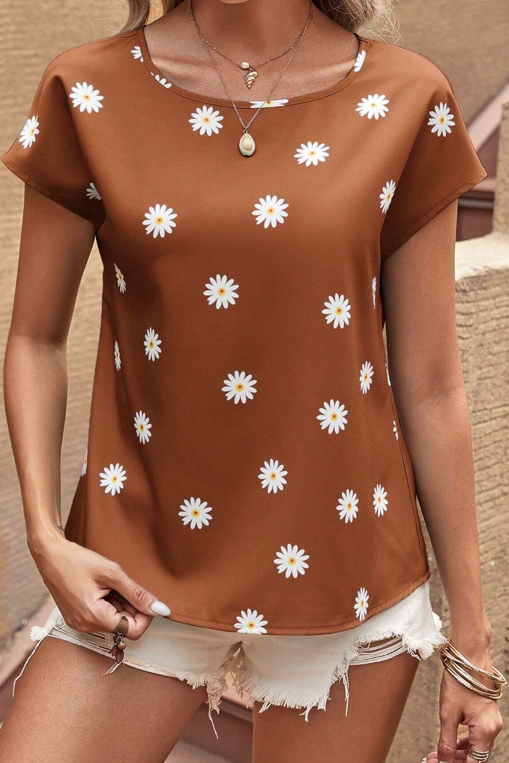 Daisy Printed Round Neck Short Sleeve Blouse - Loulou Boutique