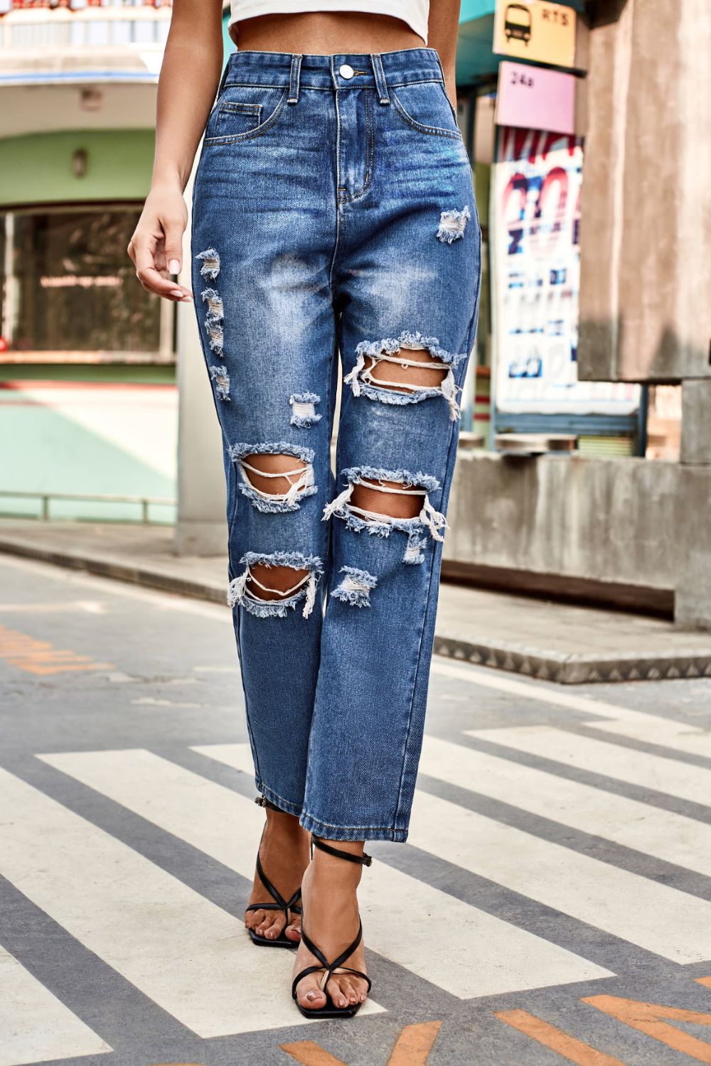 Distressed Buttoned Jeans with Pockets - Loulou Boutique