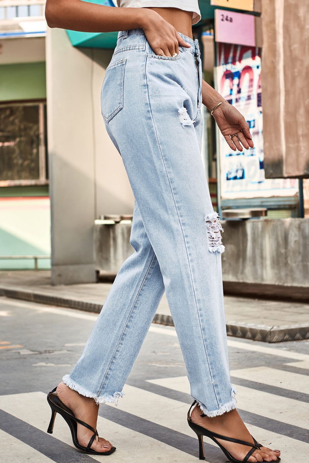 Distresssed Buttoned Loose Fit Jeans - Loulou Boutique