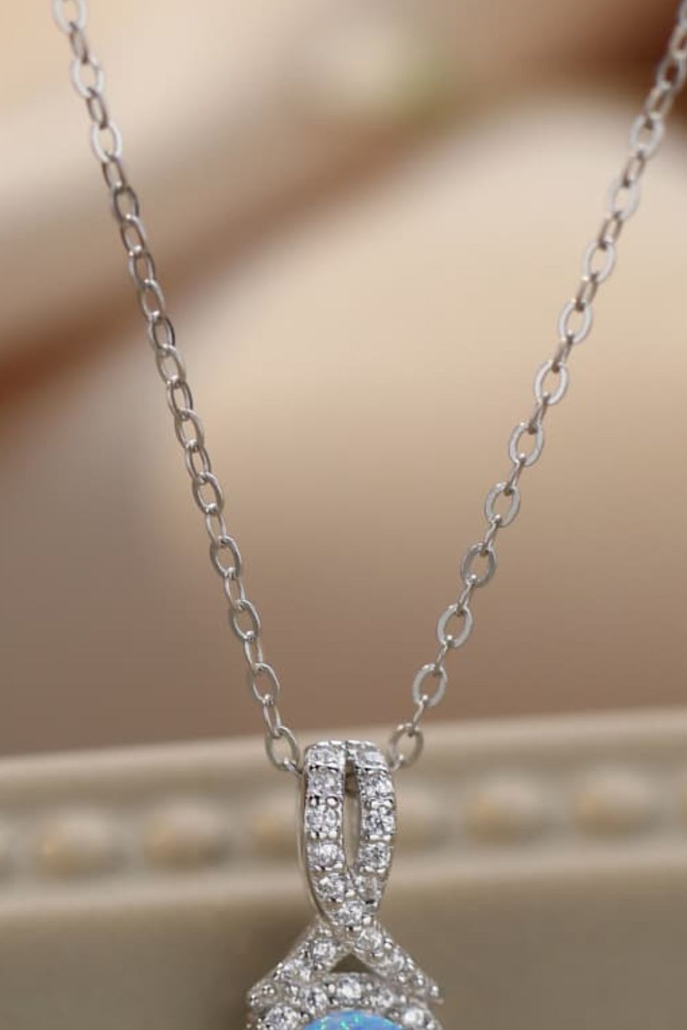 Feeling My Best Opal Pendant Necklace - Loulou Boutique