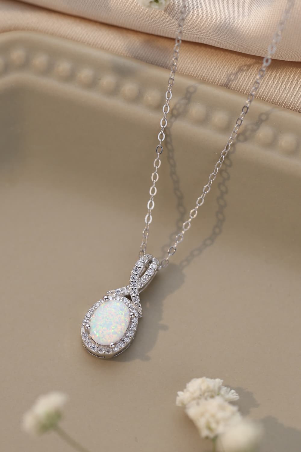 Feeling My Best Opal Pendant Necklace - Loulou Boutique