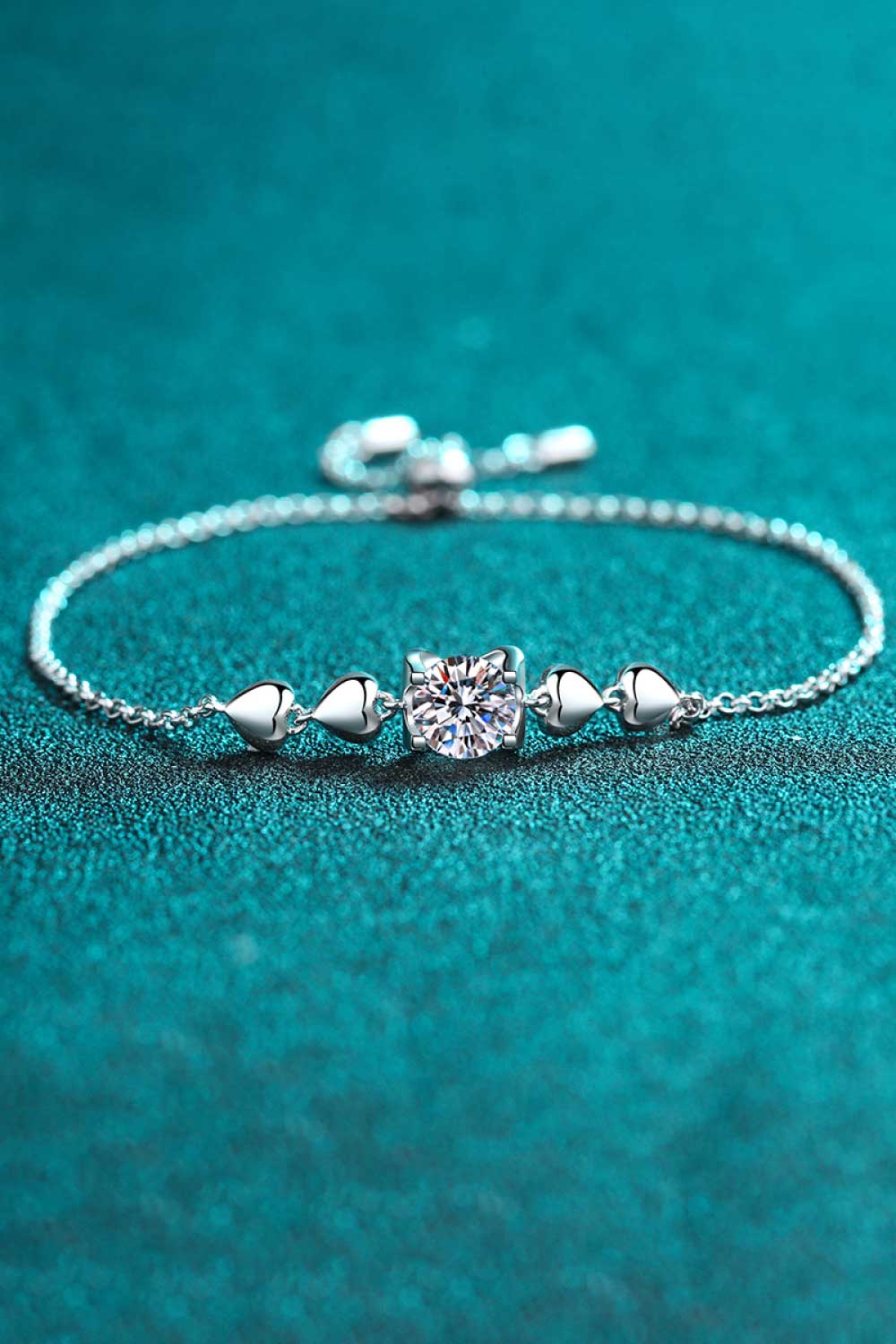 1 Carat Moissanite Heart Bracelet - Loulou Boutique