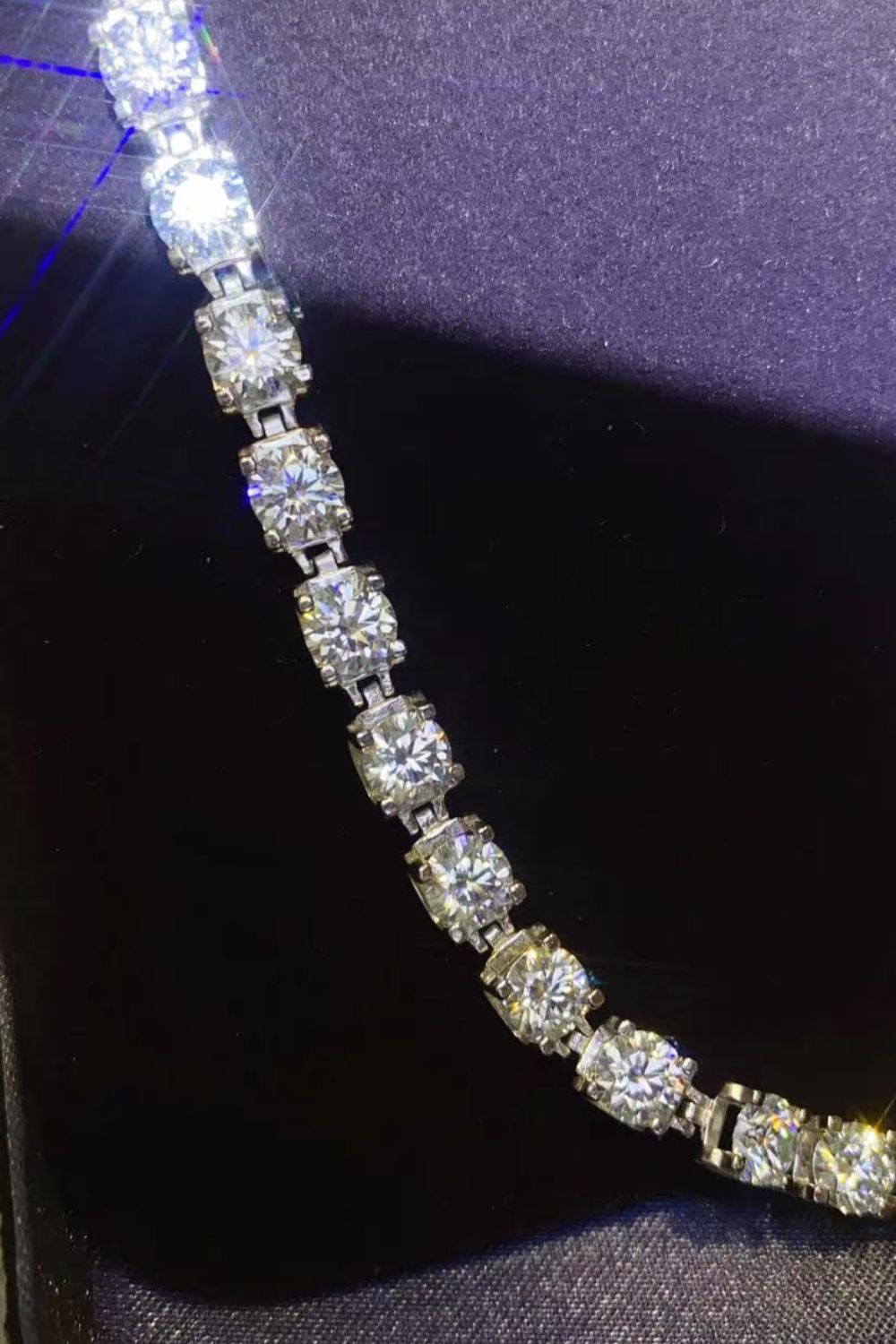 10 Carat Moissanite Platinum-Plated Bracelet - Loulou Boutique