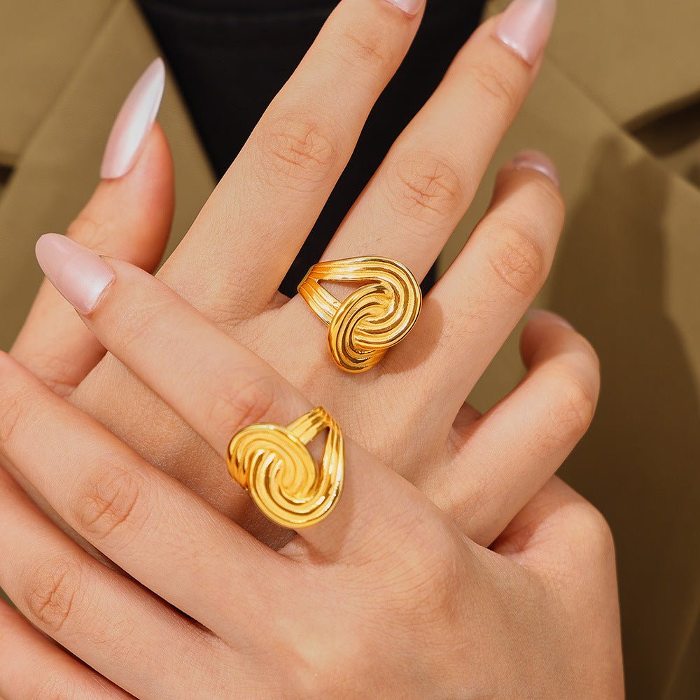 18K Gold - Plated Twisted Ring - Loulou Boutique