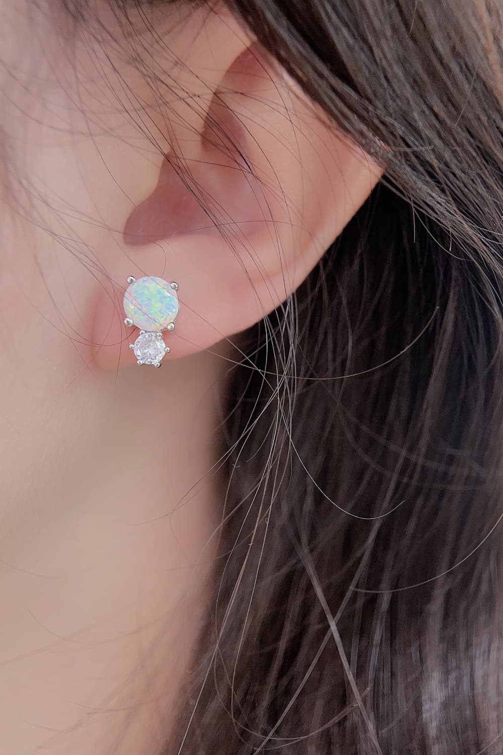 4-Prong Opal Stud Earrings - Loulou Boutique