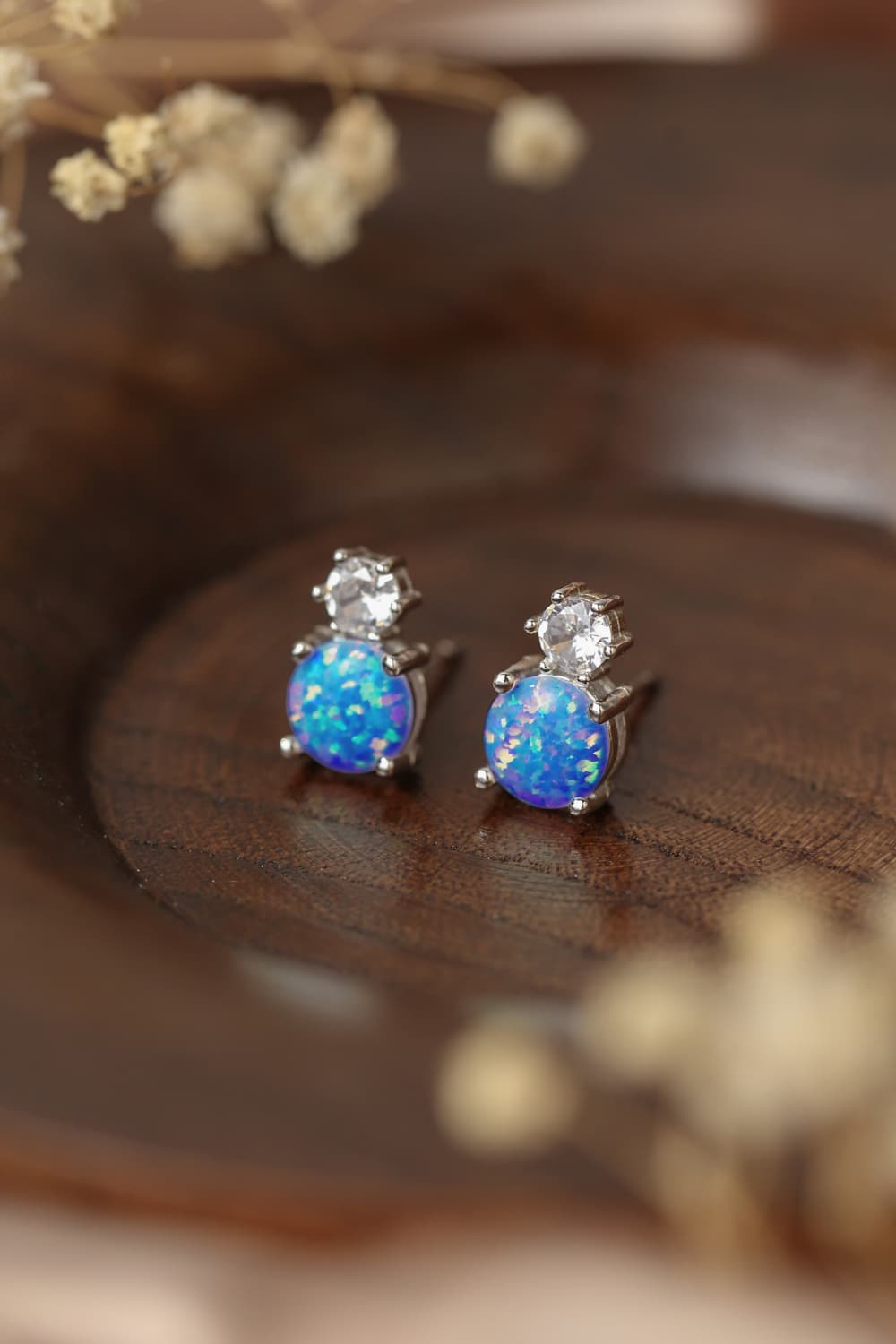 4-Prong Opal Stud Earrings - Loulou Boutique