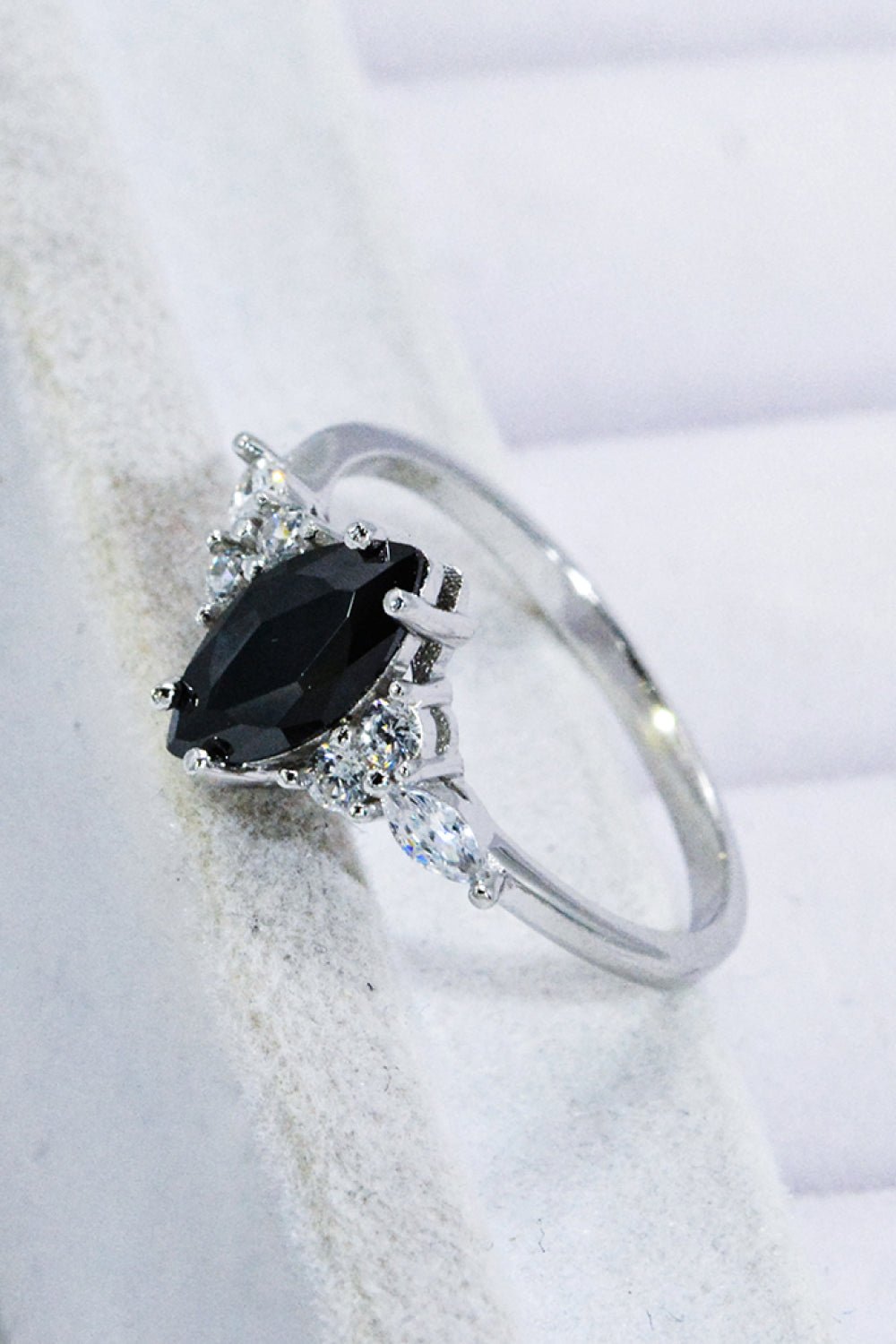 925 Sterling Silver Black Agate Ring - Loulou Boutique