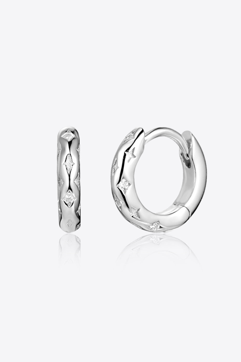 925 Sterling Silver Huggie Earrings - Loulou Boutique