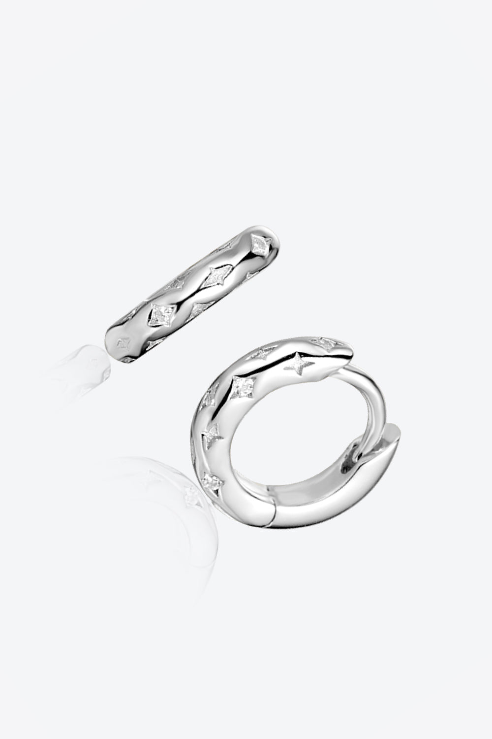 925 Sterling Silver Huggie Earrings - Loulou Boutique