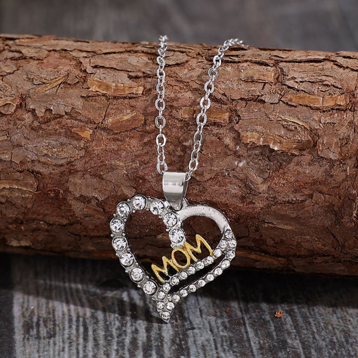 Alloy Inlaid Zircon Heart Pendant Necklace - Loulou Boutique