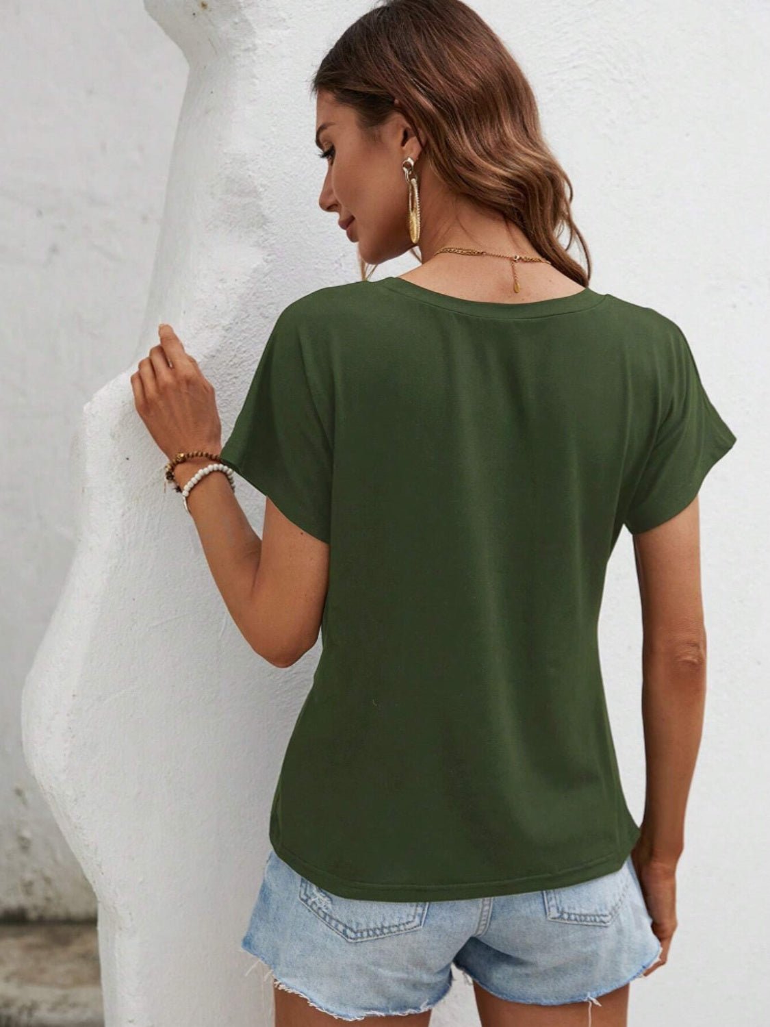 Asymmetric Hem Round Neck T-Shirt - Loulou Boutique