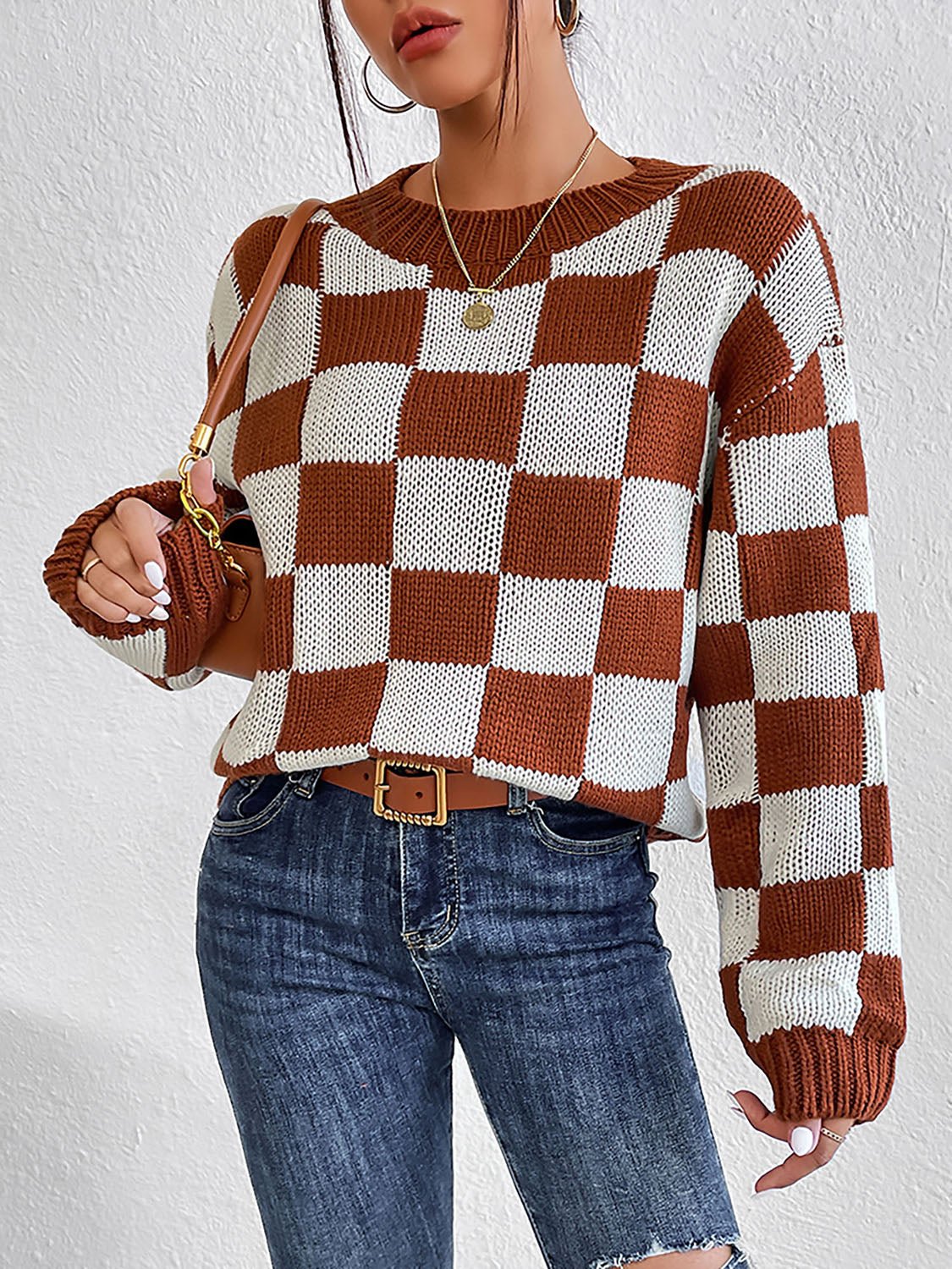 Checkered Round Neck Sweater - Loulou Boutique