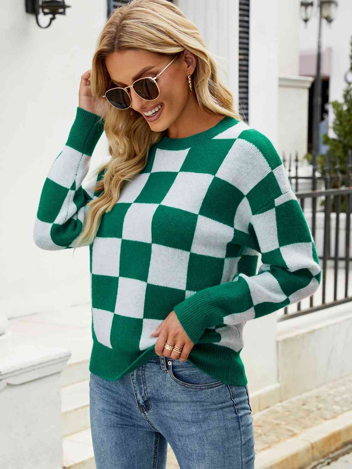 Checkered Round Neck Sweater - Loulou Boutique