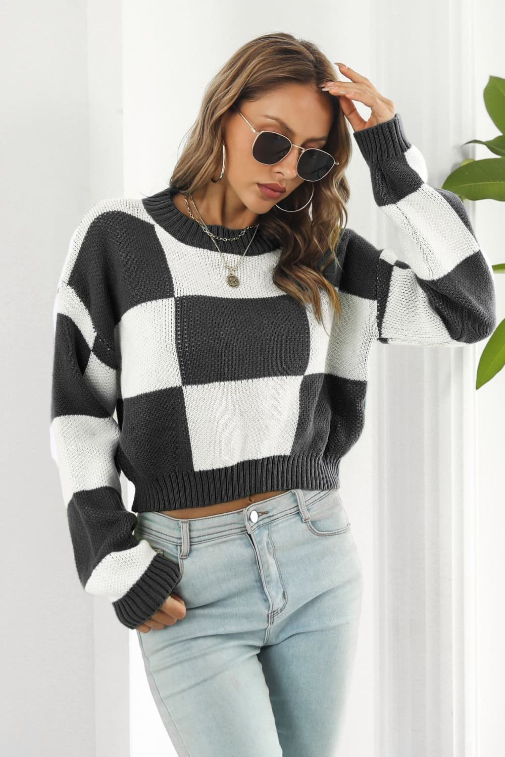 Color Block Round Neck Dropped Shoulder Sweater - Loulou Boutique