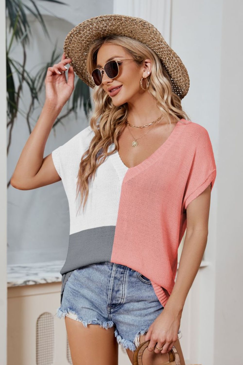 Color Block V - Neck Knit Top - Loulou Boutique