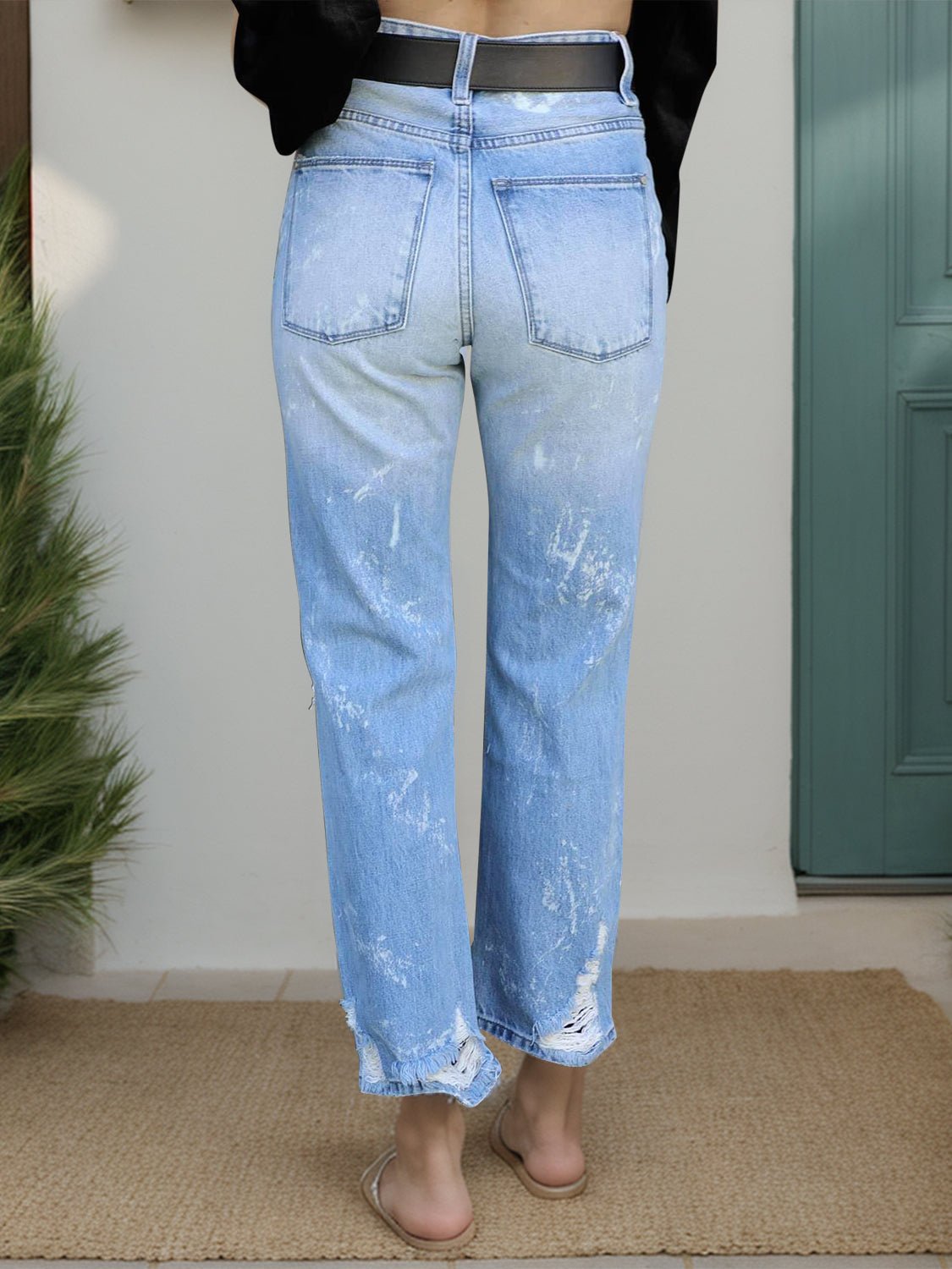 Distressed Straight Jeans with Pockets - Loulou Boutique