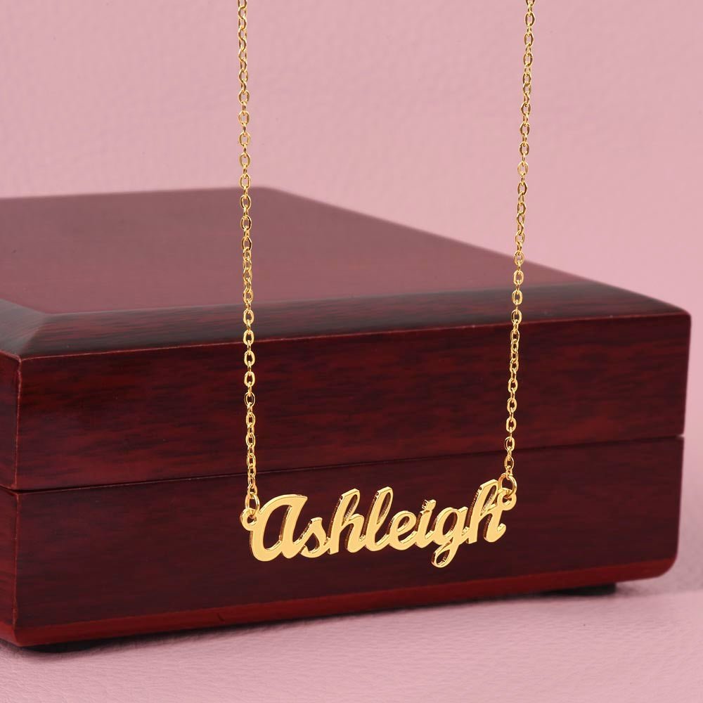 Elegance in Script: Personalized Name Necklace - Loulou Boutique