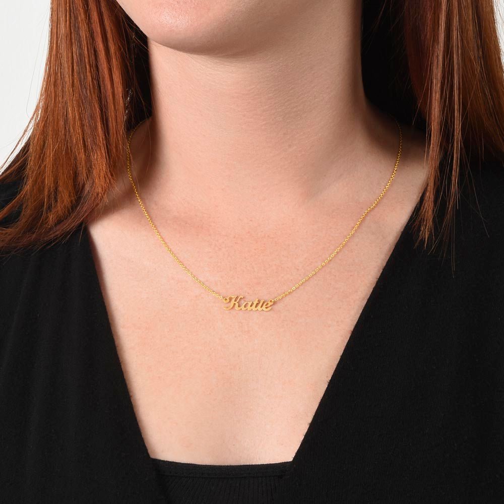 Elegance in Script: Personalized Name Necklace - Loulou Boutique