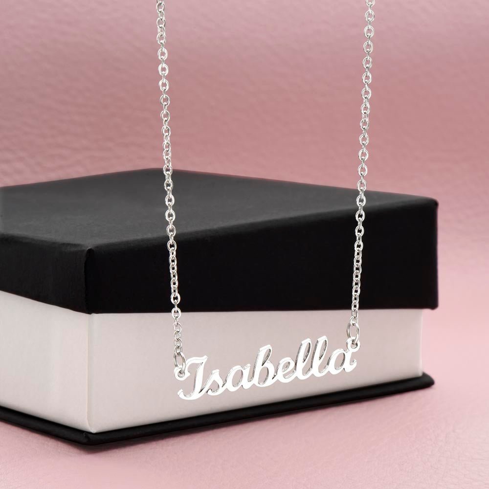 Elegance in Script: Personalized Name Necklace - Loulou Boutique