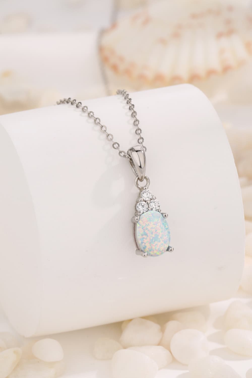 Find Your Center Opal Pendant Necklace - Loulou Boutique
