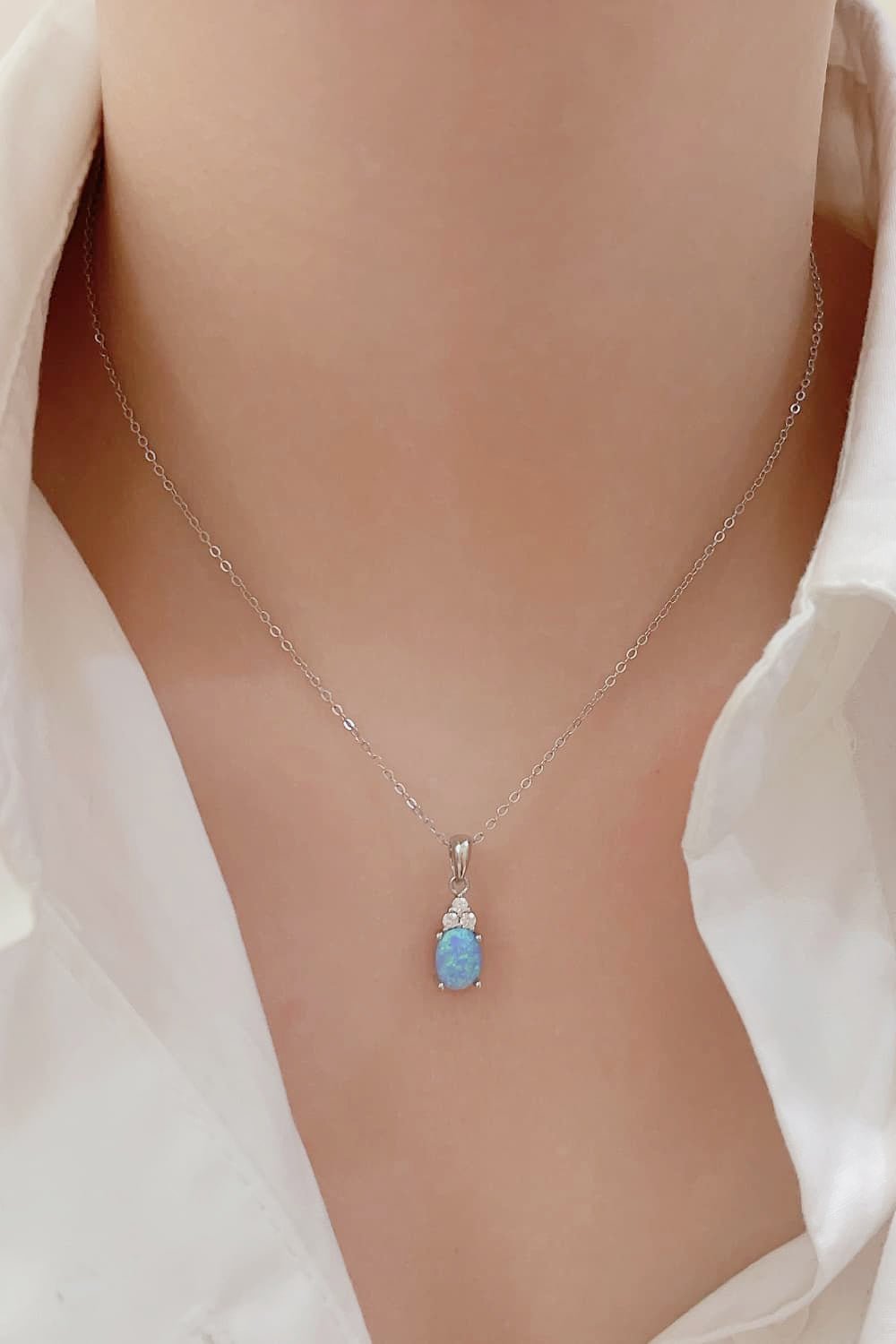 Find Your Center Opal Pendant Necklace - Loulou Boutique